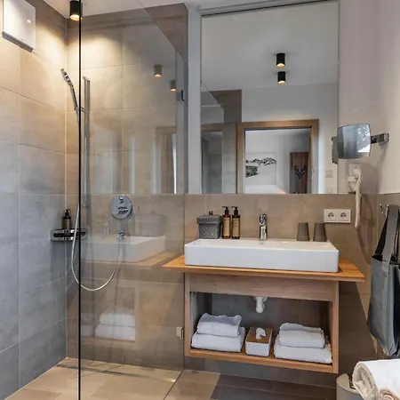 Studio Taxacher By Interhome